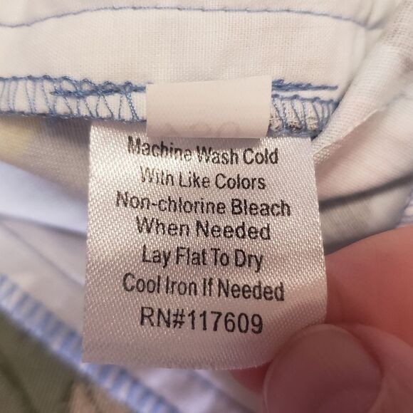 MODBE Chino-Style Patterned Shorts 6 - Picture 8 of 9